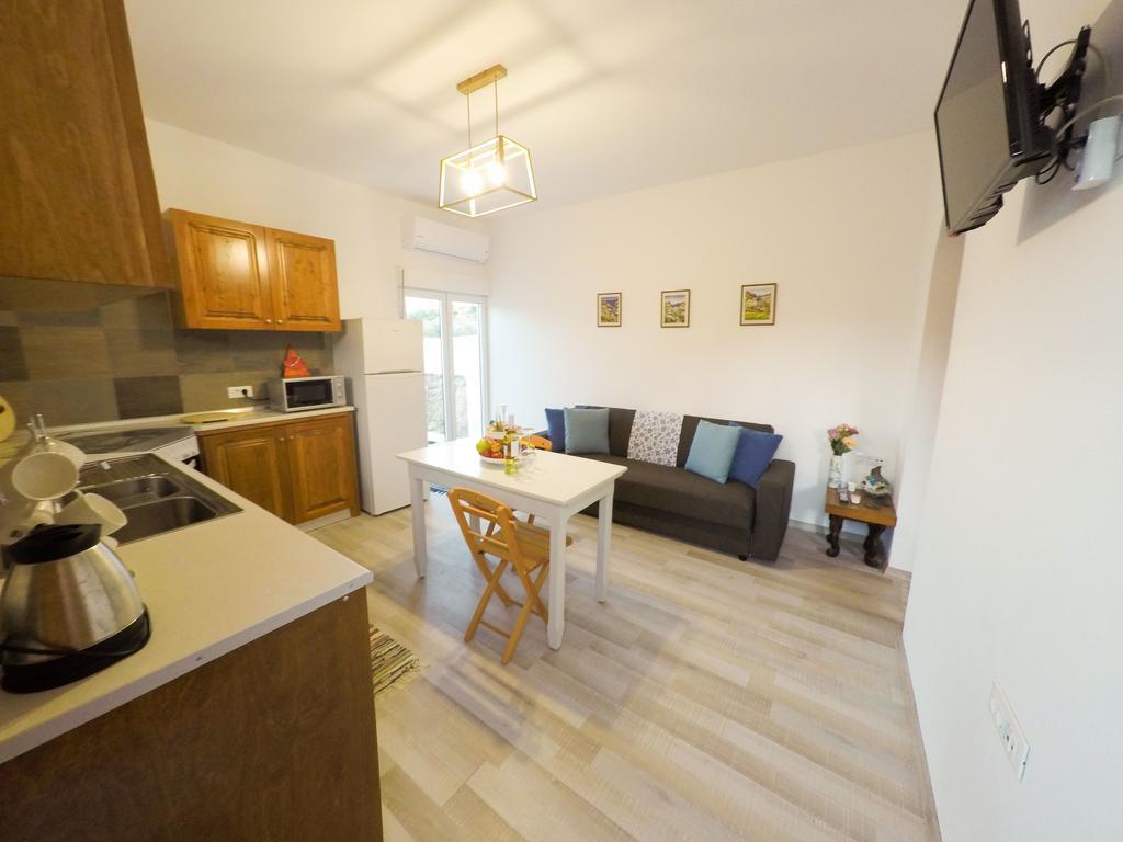 Lindos Seaside Junior Apartment Exterior photo
